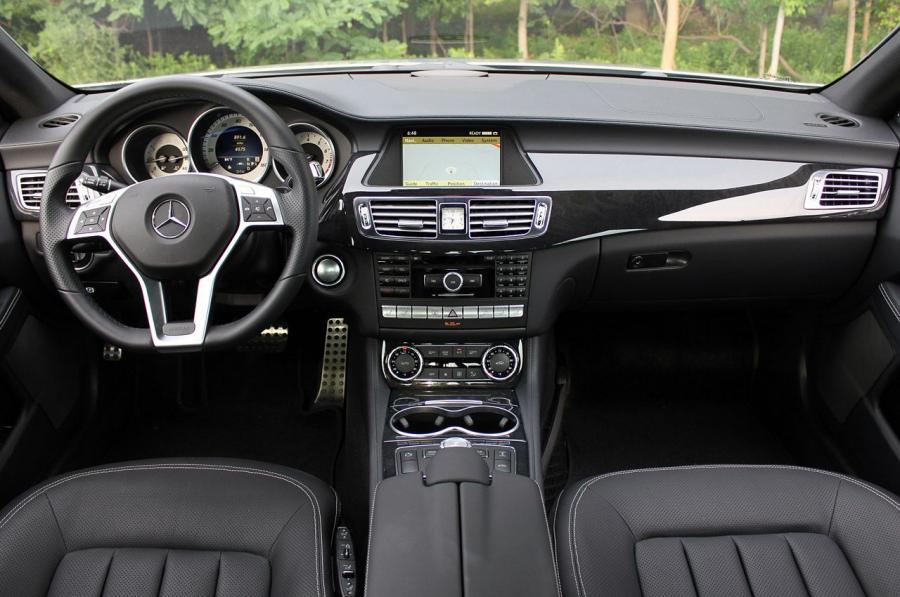  Mercedes-Benz CLS550 2012 года  (фото 65 из 121)